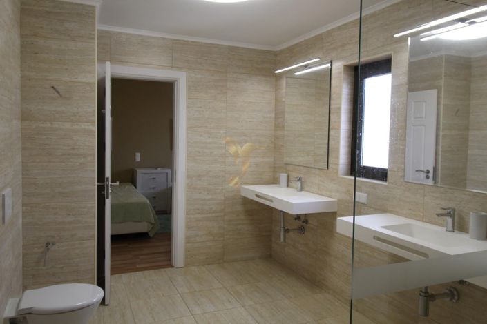Image No.34-4 Bed Apartment for sale