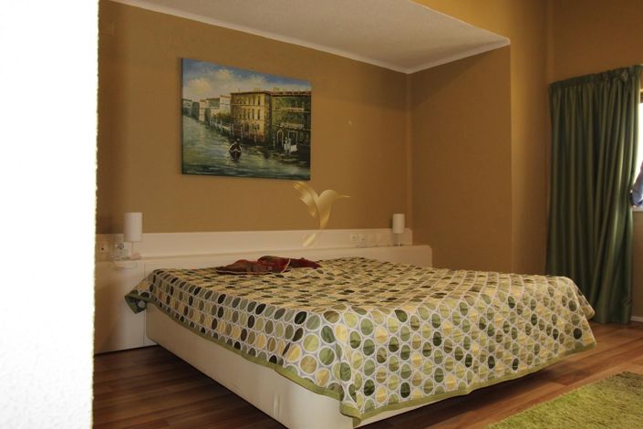 Image No.38-4 Bed Apartment for sale