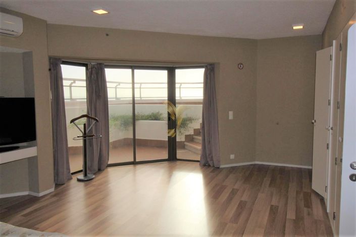 Image No.41-4 Bed Apartment for sale