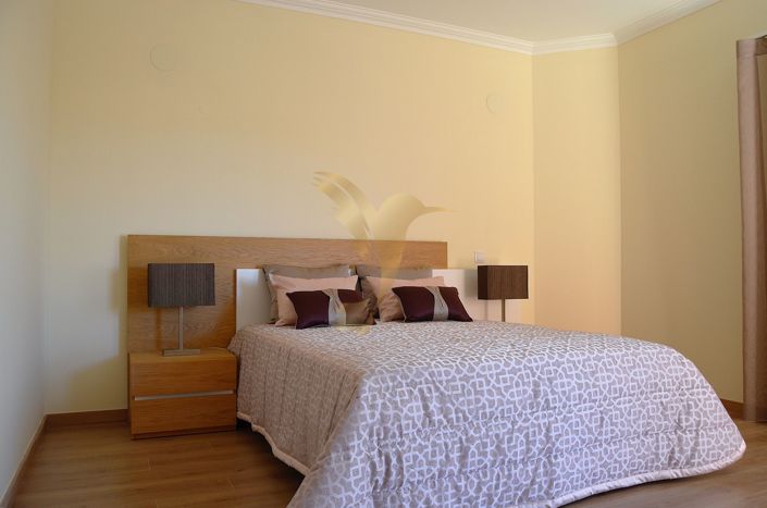 Image No.36-4 Bed Townhouse for sale