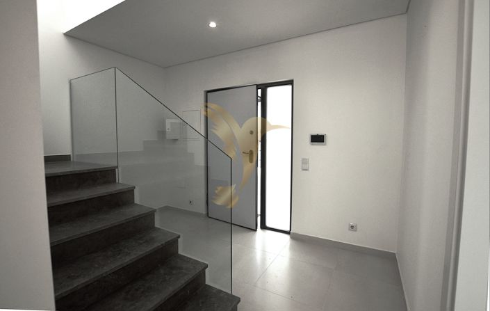 Image No.13-4 Bed Townhouse for sale
