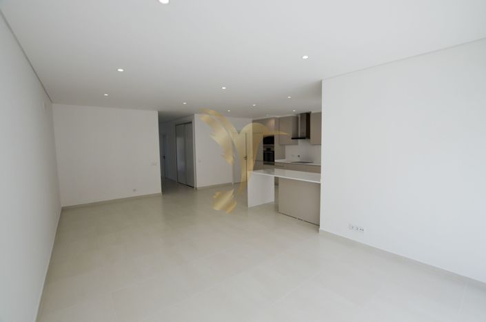 Image No.22-4 Bed Townhouse for sale
