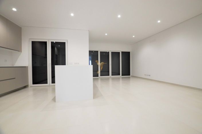 Image No.36-3 Bed Villa for sale