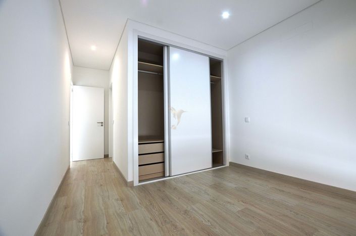 Image No.51-3 Bed Villa for sale
