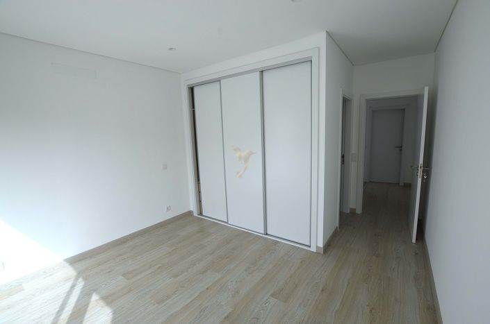 Image No.56-3 Bed Villa for sale