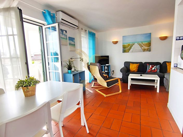 Image No.30-2 Bed Apartment for sale