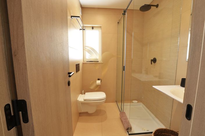 Image No.33-2 Bed Apartment for sale