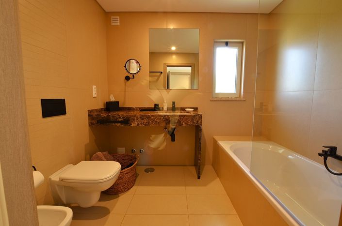 Image No.35-2 Bed Apartment for sale