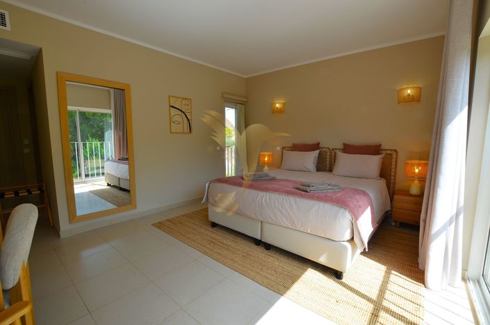 Image No.40-2 Bed Apartment for sale