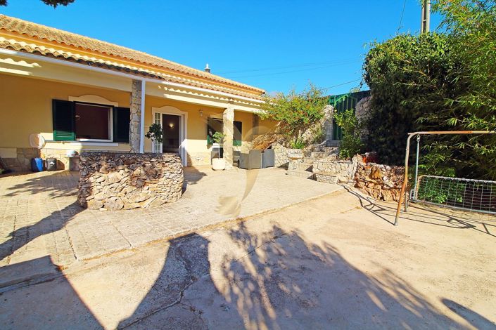 Image No.24-3 Bed Villa for sale