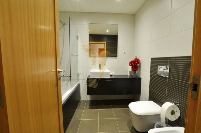 Image No.17-2 Bed Apartment for sale