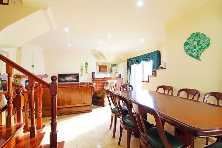 Image No.11-3 Bed Villa for sale