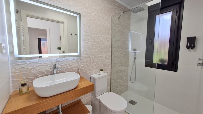 Image No.5-3 Bed Villa for sale