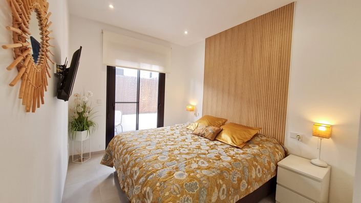 Image No.7-3 Bed Villa for sale