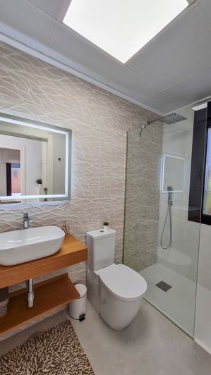 Image No.8-3 Bed Villa for sale