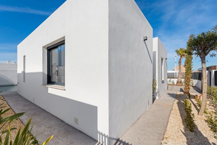 Image No.22-3 Bed Villa for sale