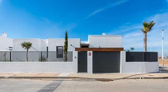 Image No.26-3 Bed Villa for sale