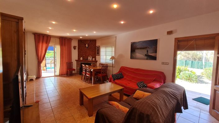 Image No.18-3 Bed Finca for sale