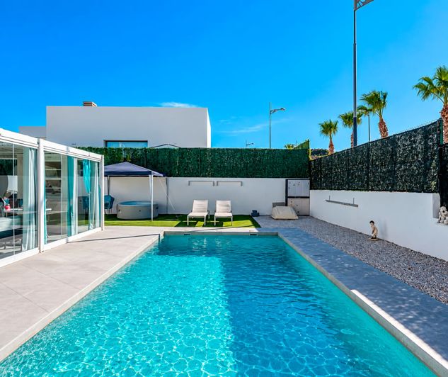 Image No.2-3 Bed Property for sale