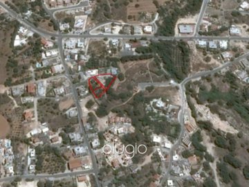 61360-large-piece-of-land-in-tremithousafull