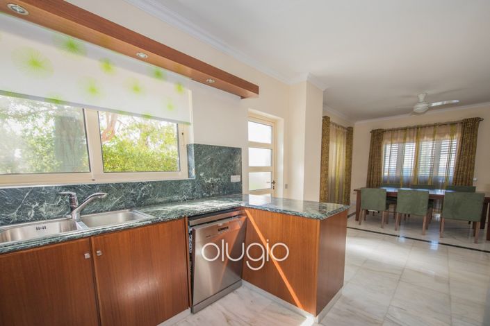 Image No.8-Villa de 5 chambres à vendre à Lachi