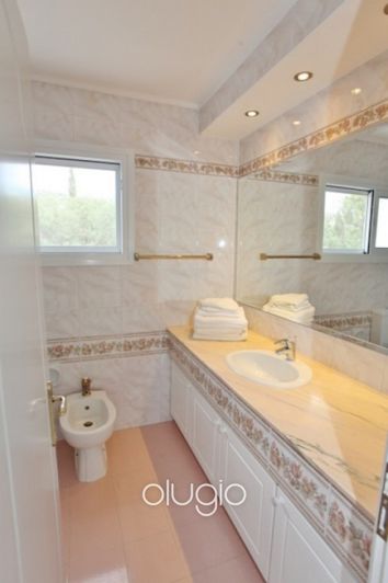 Image No.6-6 Bed Villa for sale