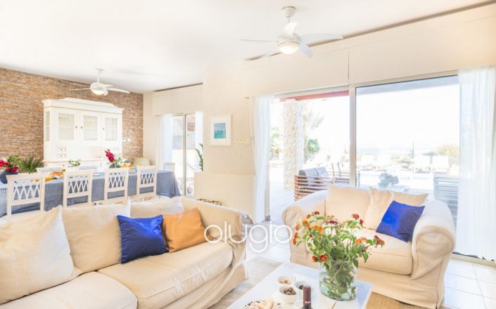 Image No.6-Villa de 8 chambres à vendre à Coral Bay