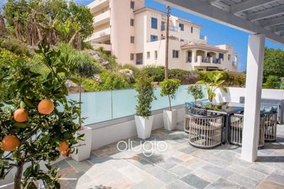 98216-building-for-sale-in-kissonergafull