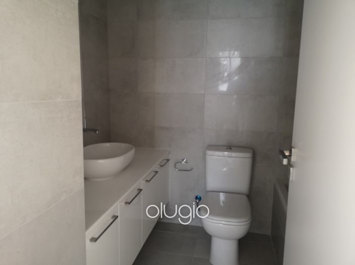 Image No.9-3 Bed Villa for sale