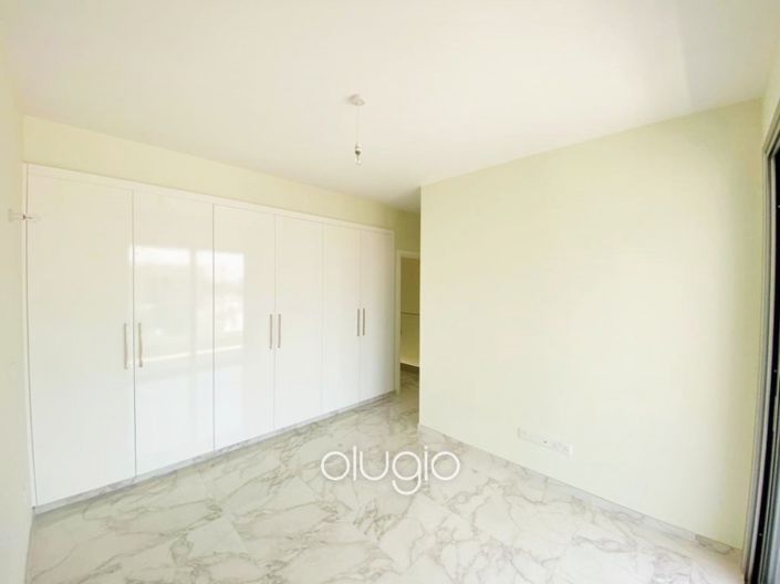 Image No.10-3 Bed Villa for sale