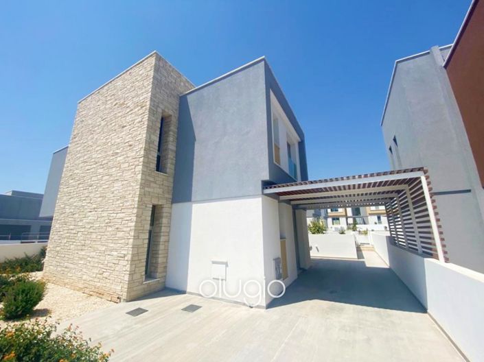 Image No.5-3 Bed Villa for sale