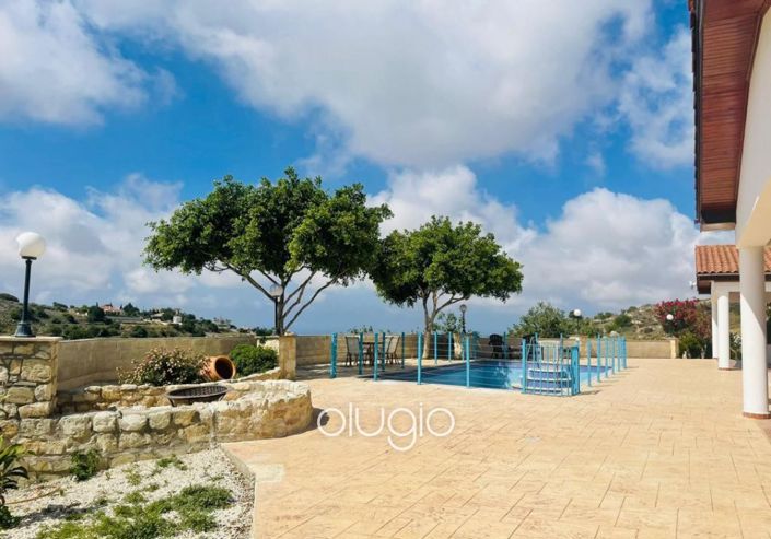 Image No.6-6 Bed Bungalow for sale