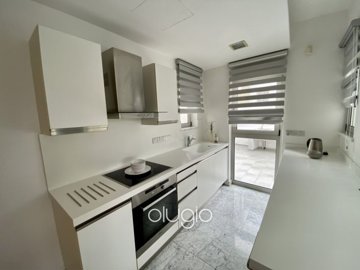 166495-detached-villa-for-sale-in-latchifull