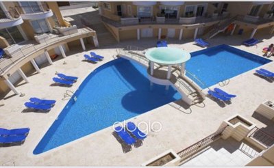 153752-town-house-for-sale-in-universalfull