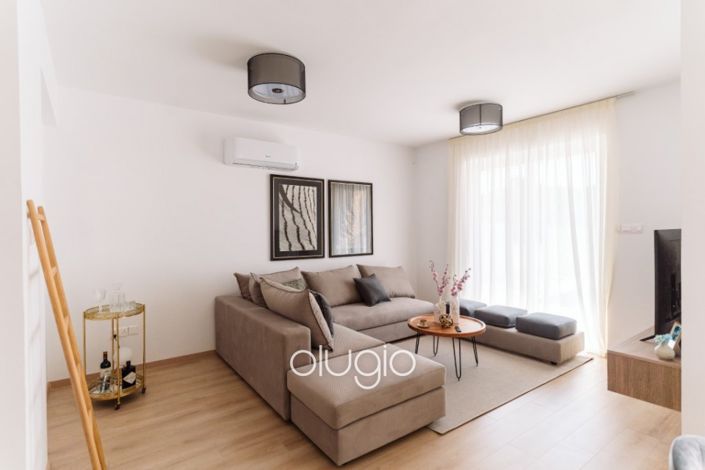 Image No.2-Villa de 4 chambres à vendre à Peyia