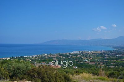 166204-bungalow-for-sale-in-neo-choriofull