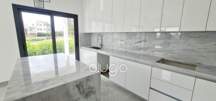 Image No.7-3 Bed Villa for sale