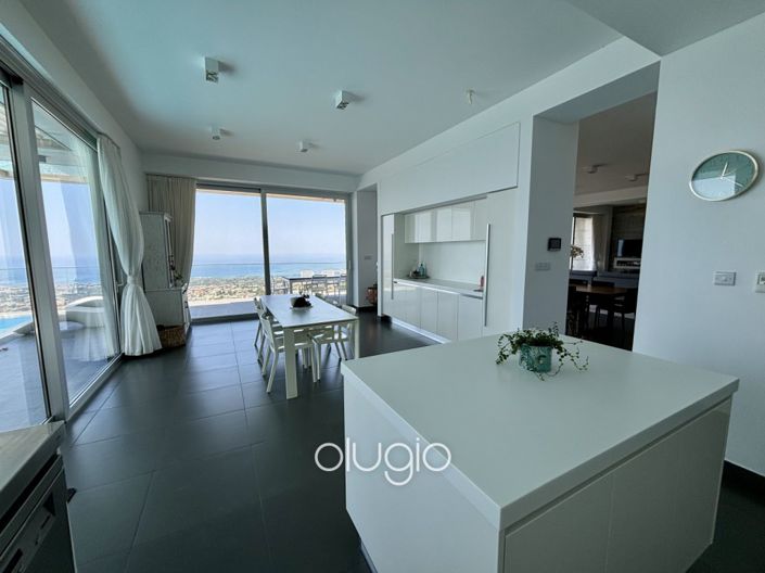 Image No.5-6 Bed Villa for sale