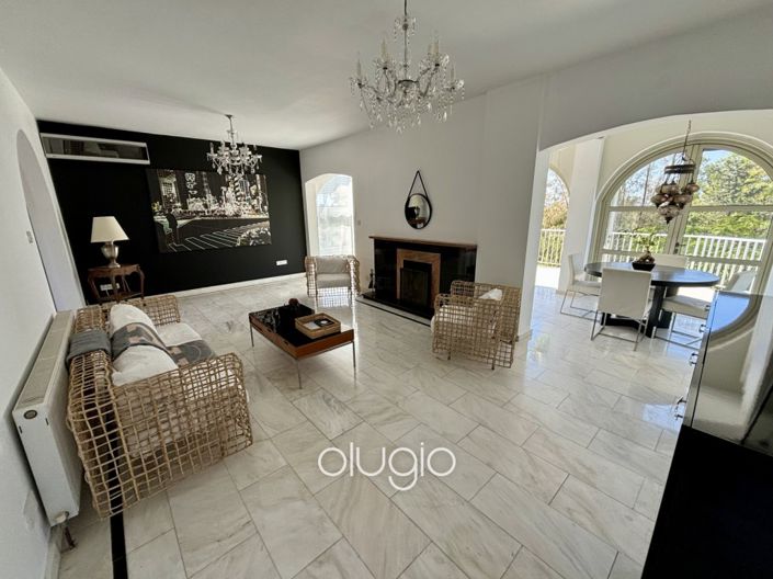 Image No.7-5 Bed Villa for sale