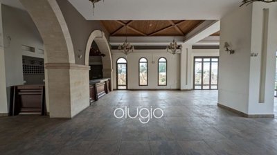 183138-building-for-sale-in-tombs-of-the-king