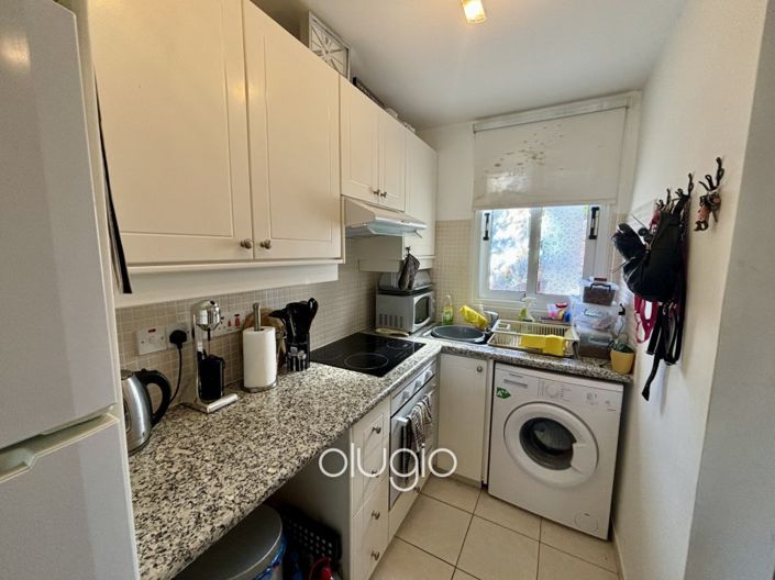 Image No.5-2 Bed Townhouse for sale