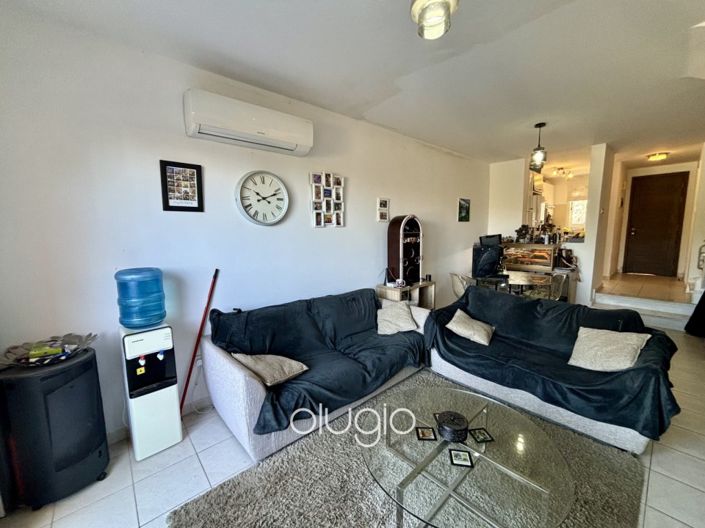 Image No.8-2 Bed Townhouse for sale