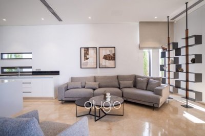 177989-detached-villa-for-sale-in-sea-caves-s