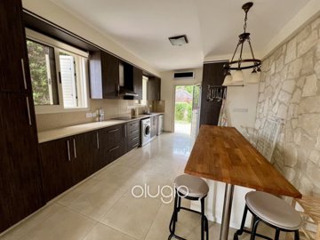 180325-detached-villa-for-sale-in-sea-caves-s