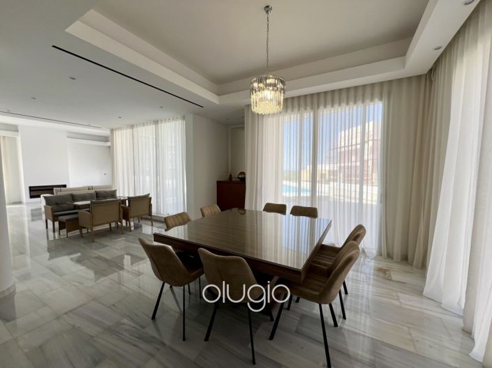 Image No.4-Villa de 5 chambres à vendre à Yeroskipou