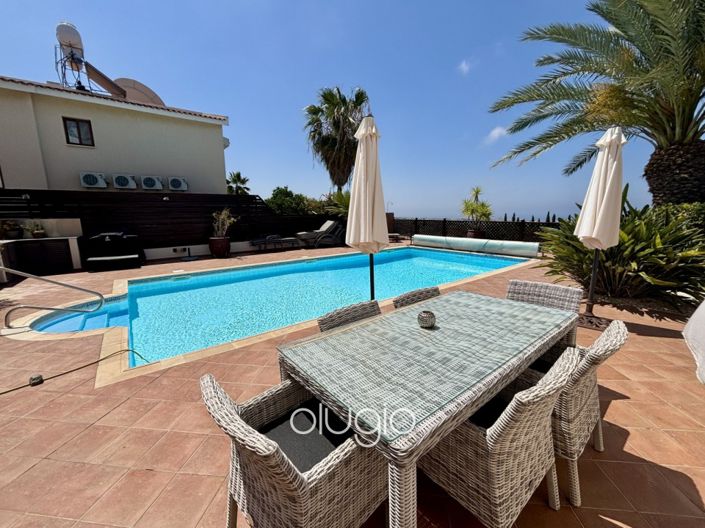 Image No.3-3 Bed Villa for sale