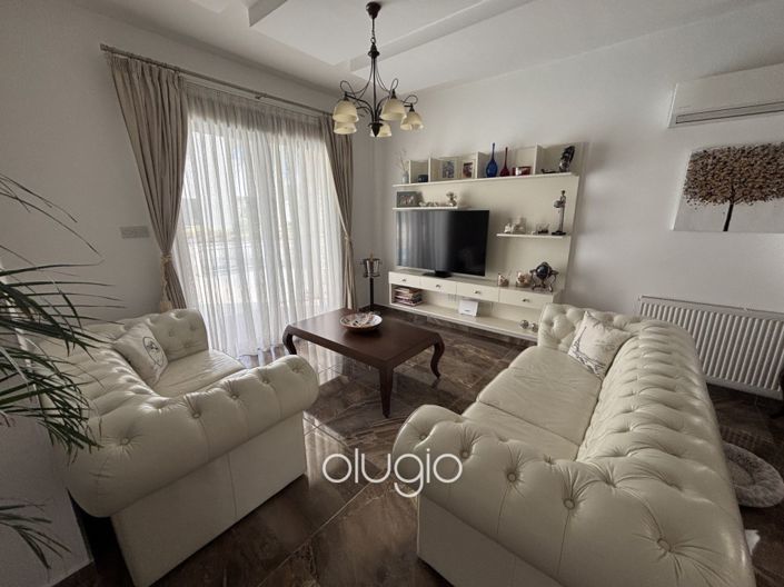 Image No.7-Villa de 3 chambres à vendre à Peyia