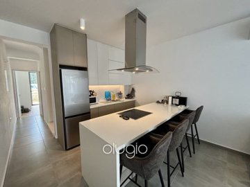 185122-town-house-for-sale-in-chlorakafull