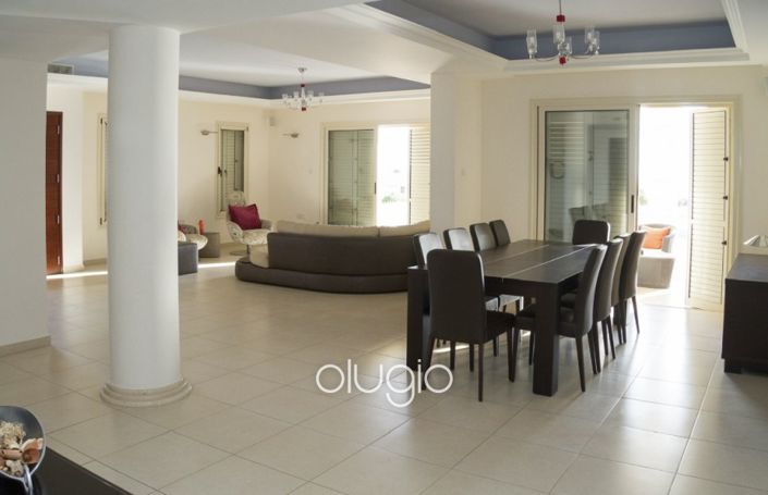 Image No.7-8 Bed Villa for sale
