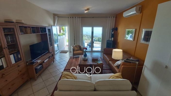 Image No.8-2 Bed Bungalow for sale